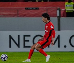 上海海港发布备战花絮，转会期主帅复盘，欧联任务艰巨，控场能力受关注的简单介绍-ayx爱游戏平台