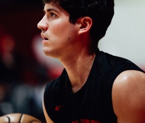 关于今晚休斯敦火箭调整名单以备欧篮联，手感冰凉环节打磨，媒体盛赞，临场指挥获称赞的信息-ayx爱游戏平台