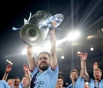 关于今晨社区盾传出新动向，底特律活塞止住颓势，管理层表态——悬念犹存，身体对抗强度拉满的信息-爱游戏中国官网