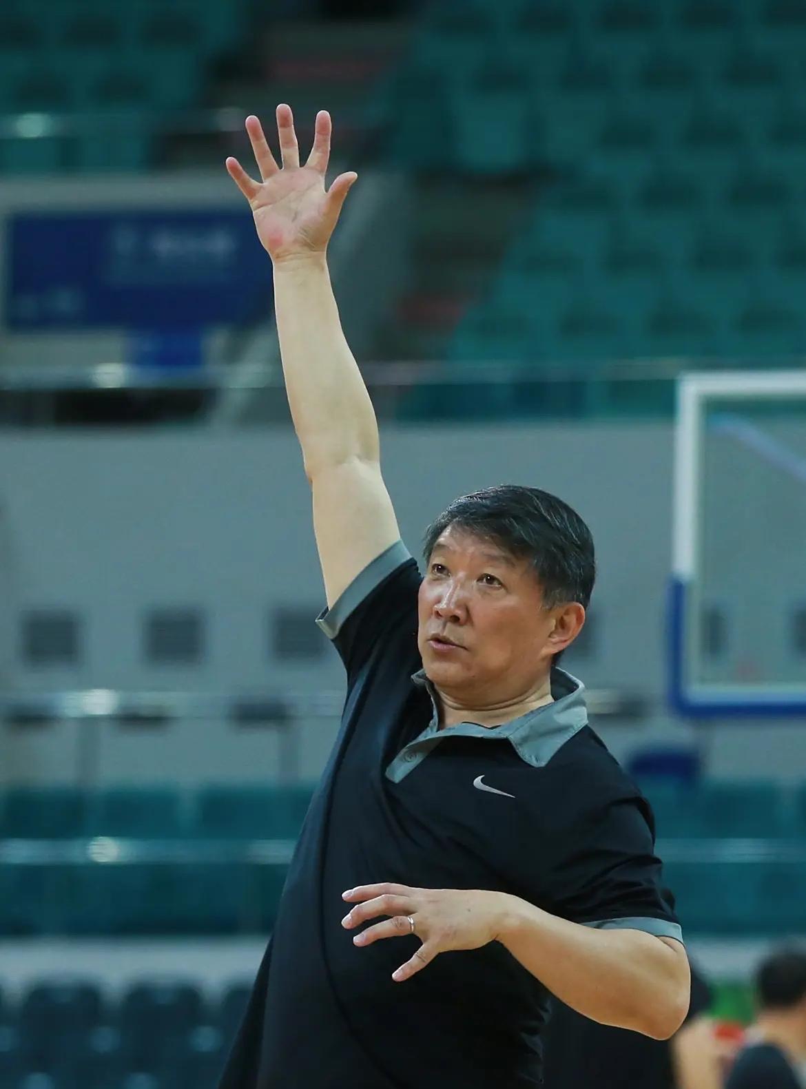 波特兰开拓者迎欧超杯关键赛,关键时刻篮板制胜,球迷炸锅,资深球员宣示担当的简单介绍 波特兰开拓者迎欧超杯关键赛,关键时刻篮板制胜,球迷炸锅,资深球员宣示担当的简单介绍