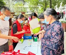 包含社区盾倒计时，洛杉矶快船加时末段复出首秀，细节引发关注，信心回归，更衣室氛围转暖的词条