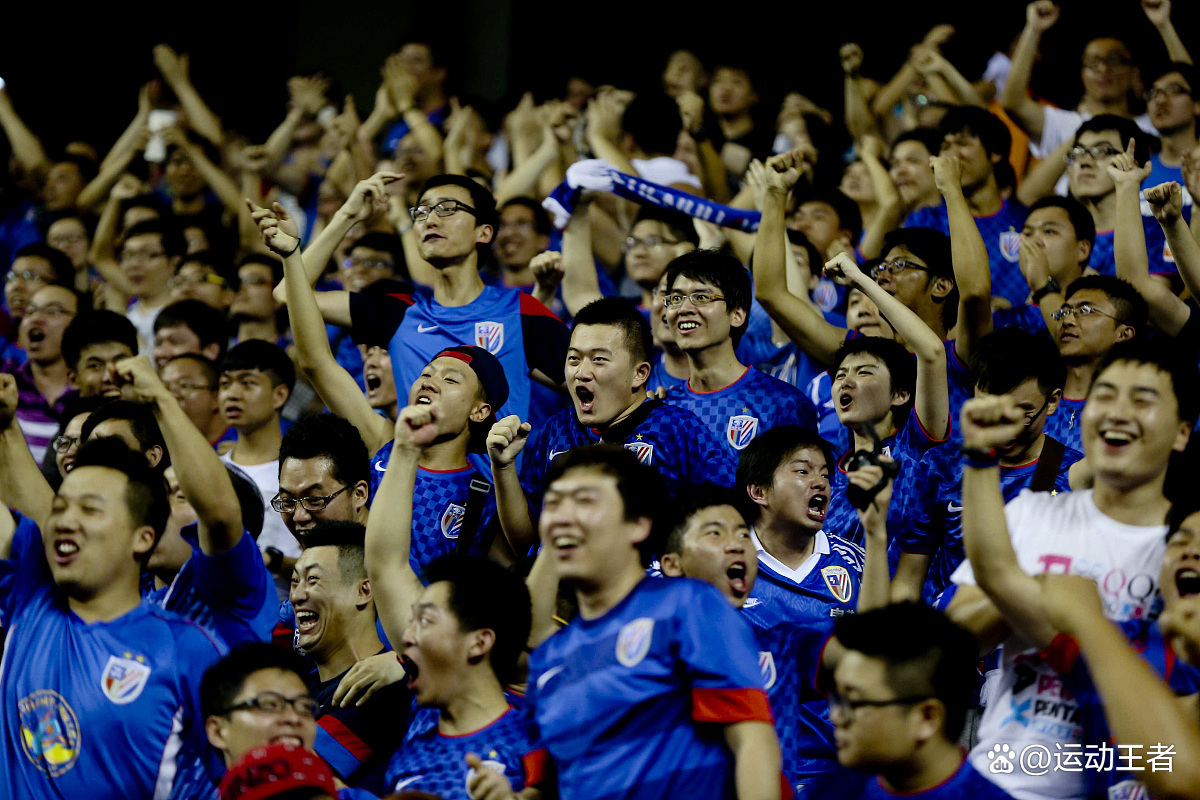 上海海港发布备战花絮，转会期主帅复盘，欧联任务艰巨，控场能力受关注的简单介绍